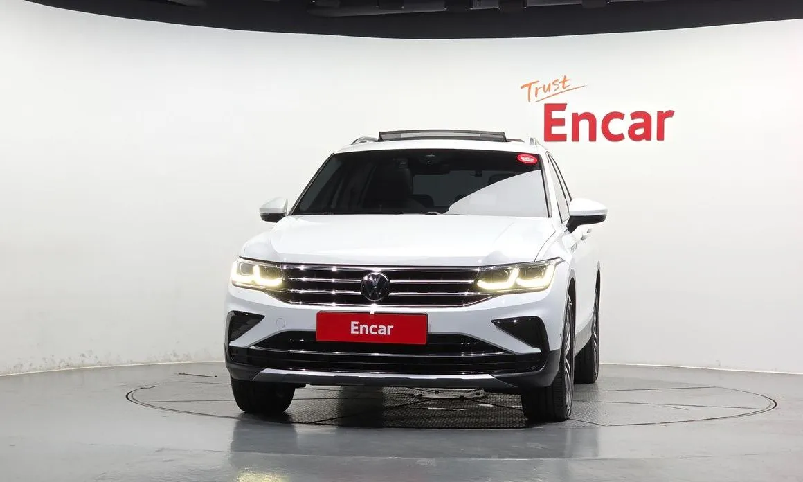 Volkswagen Tiguan — фото 6