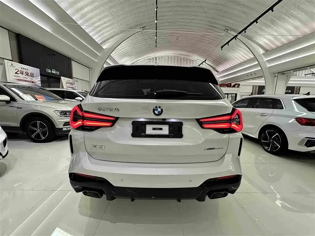 BMW X3 — фото 9