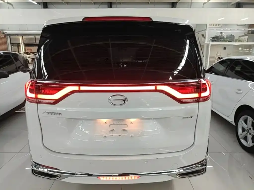 GAC Motor Trumpchi M8 — фото 2