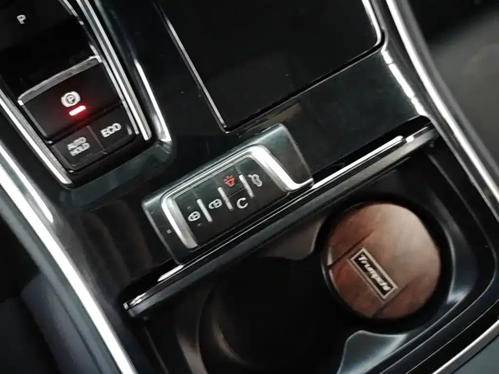 GAC Motor Trumpchi M8 — фото 3