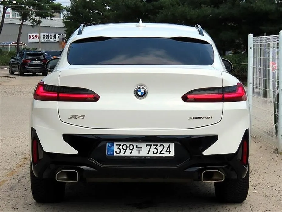 BMW X4 — фото 5