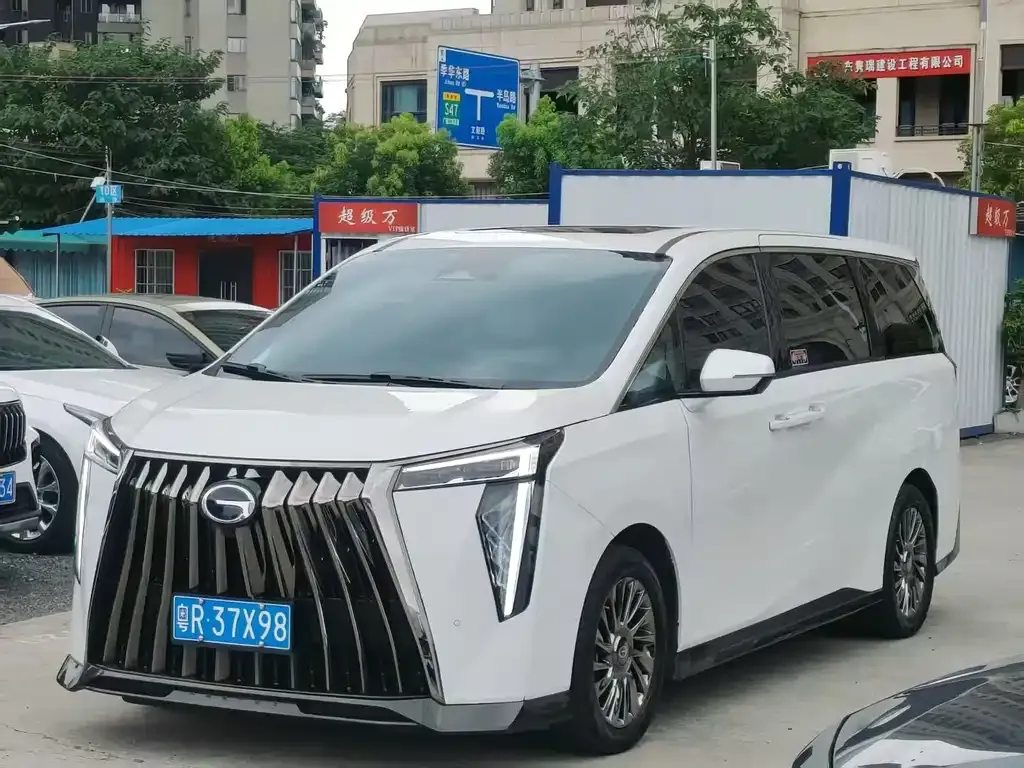 GAC Motor Trumpchi M8 — фото 1