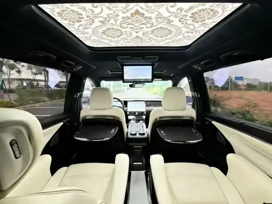 GAC Motor Trumpchi M8 — фото 9