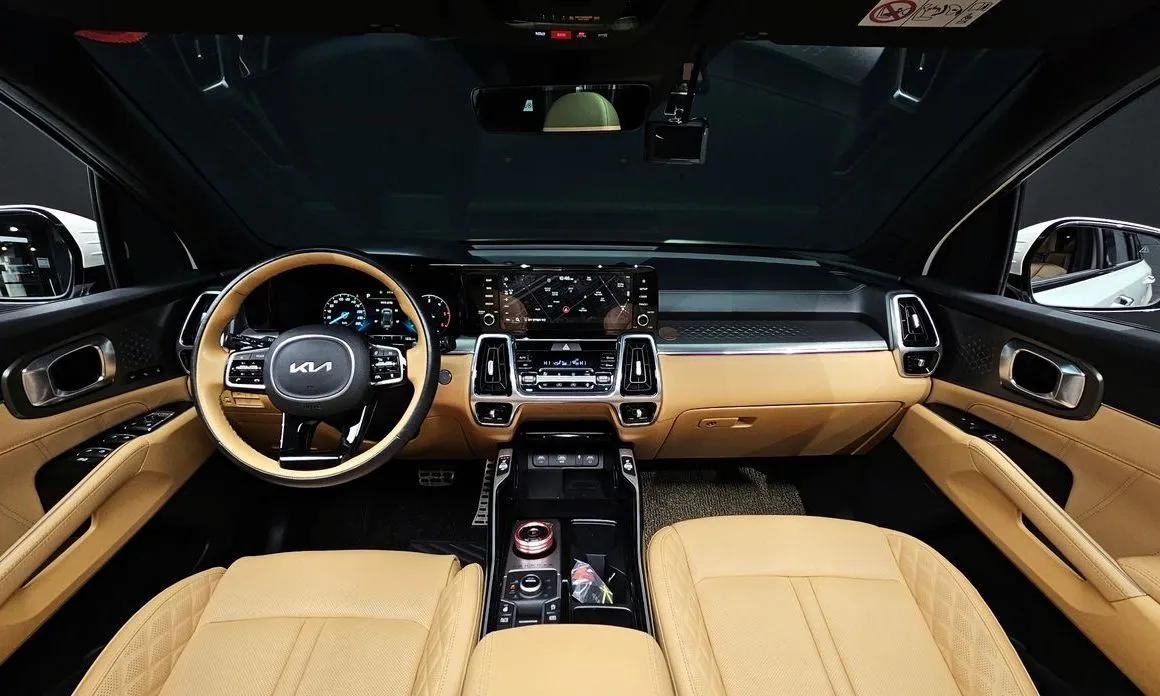 Kia Sorento — фото 10