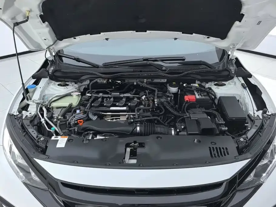 Honda Civic — фото 10