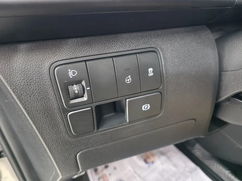 Hyundai Staria — фото 3