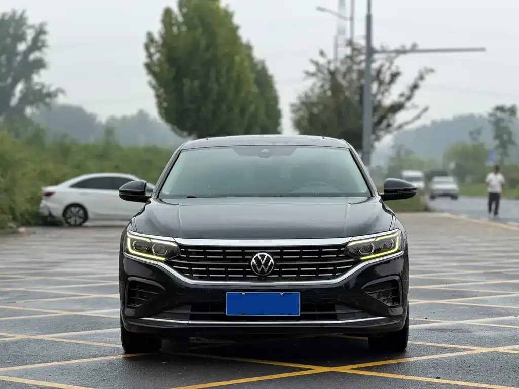 Volkswagen Passat — фото 6