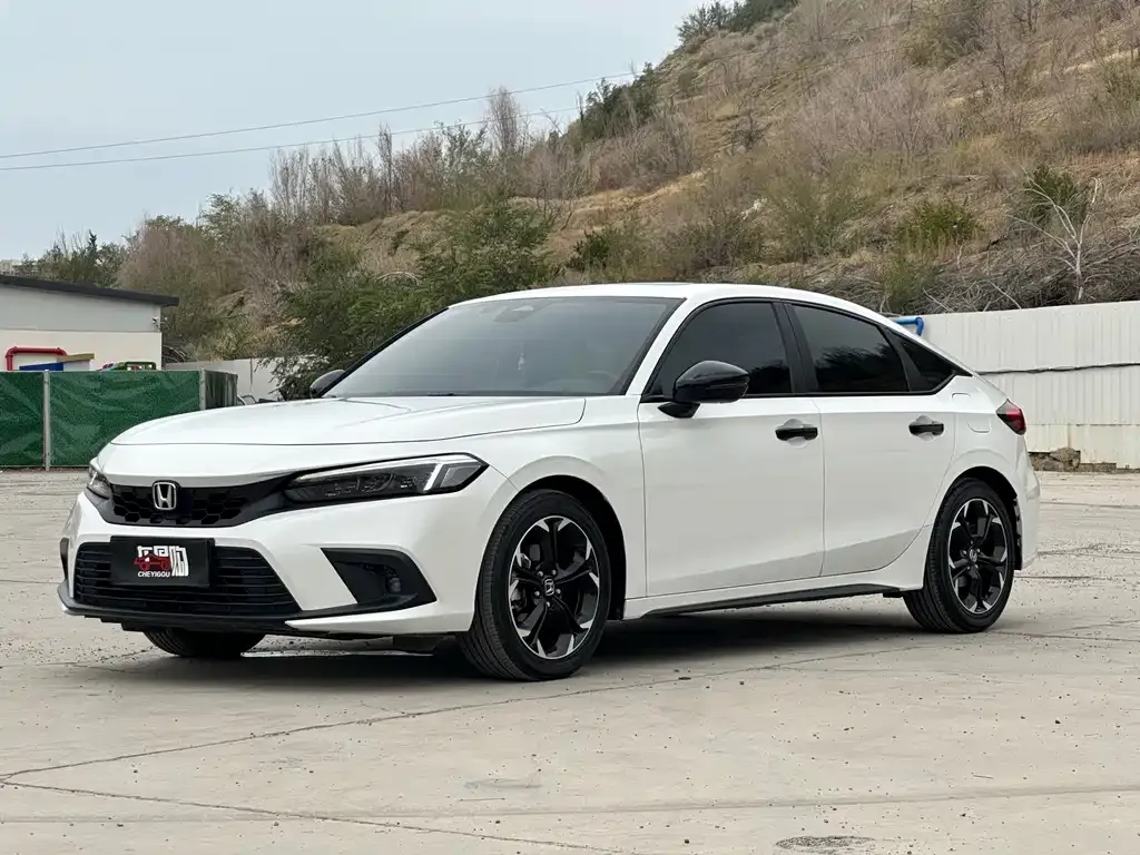 Honda Civic — фото 1