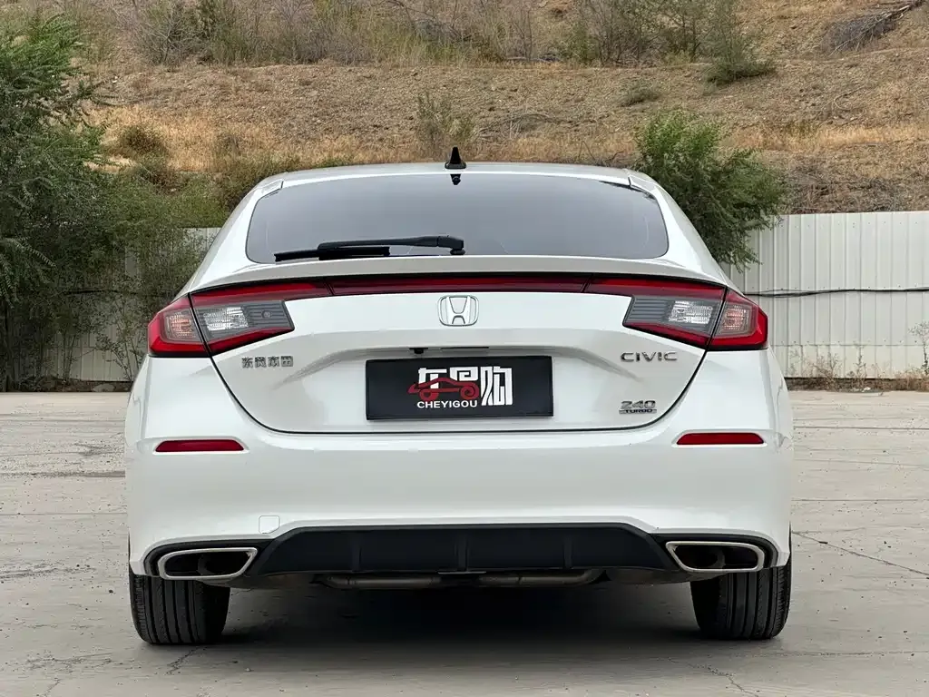 Honda Civic — фото 8
