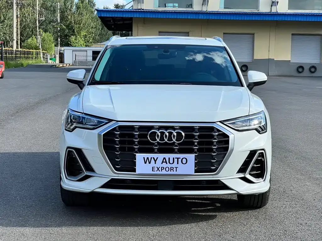 Audi Q3 — фото 9