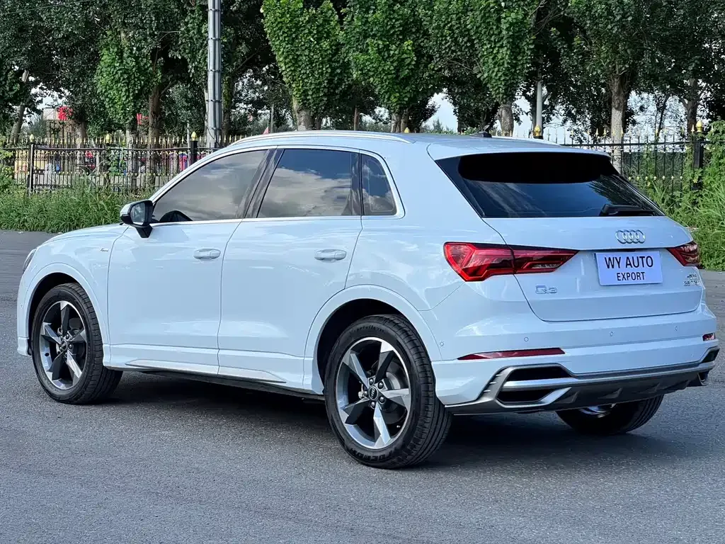 Audi Q3 — фото 6