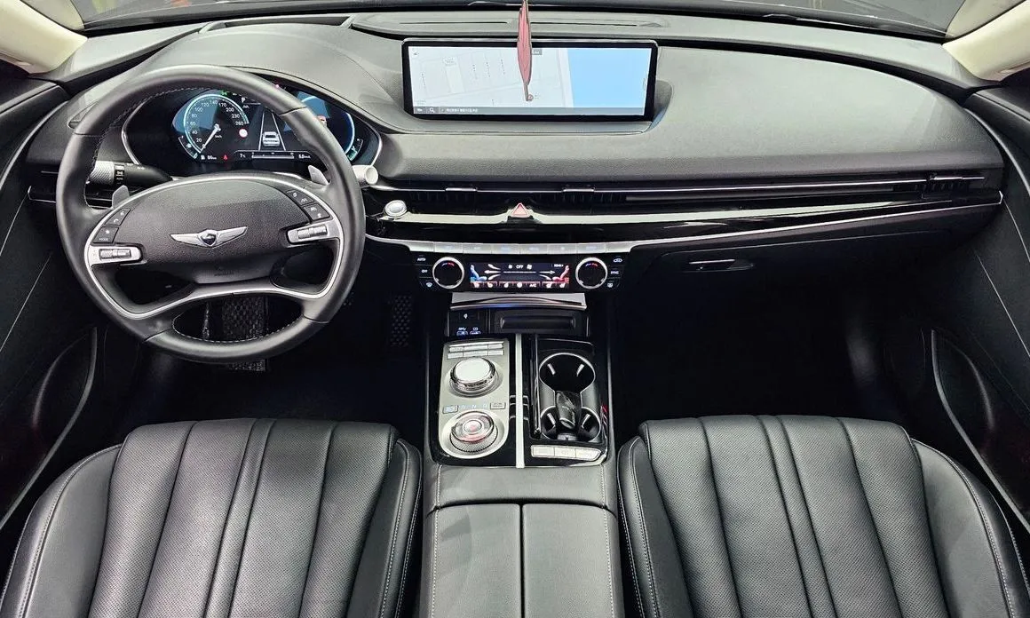 Genesis G80 — фото 10