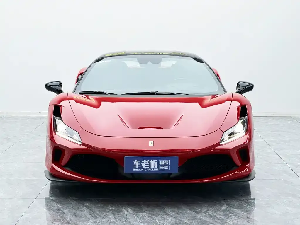 Ferrari F8 — фото 6