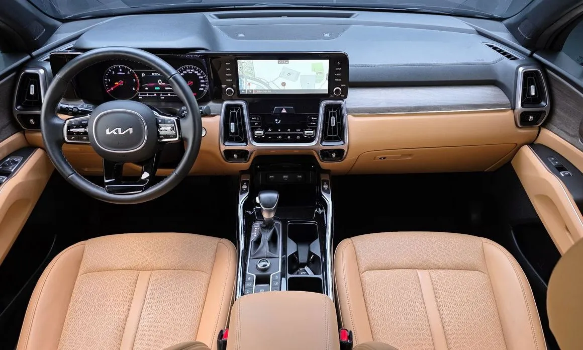 Kia Sorento — фото 8