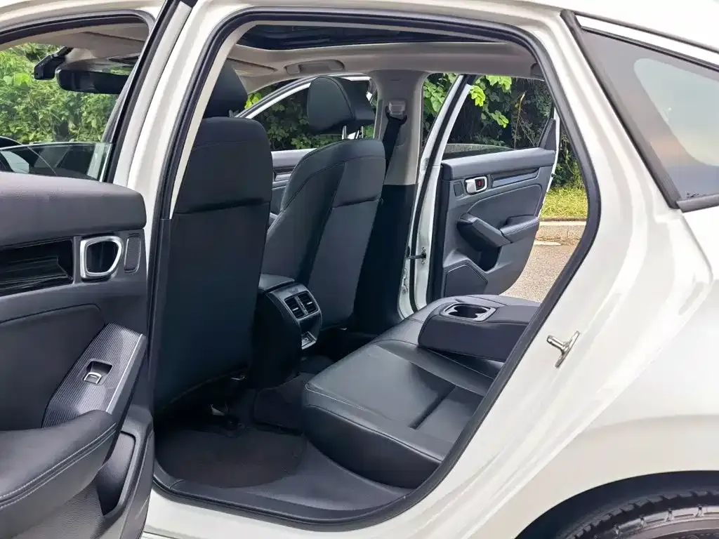 Honda Civic — фото 4