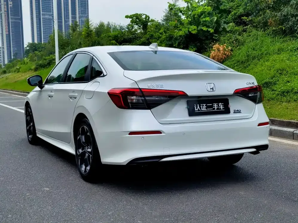Honda Civic — фото 7