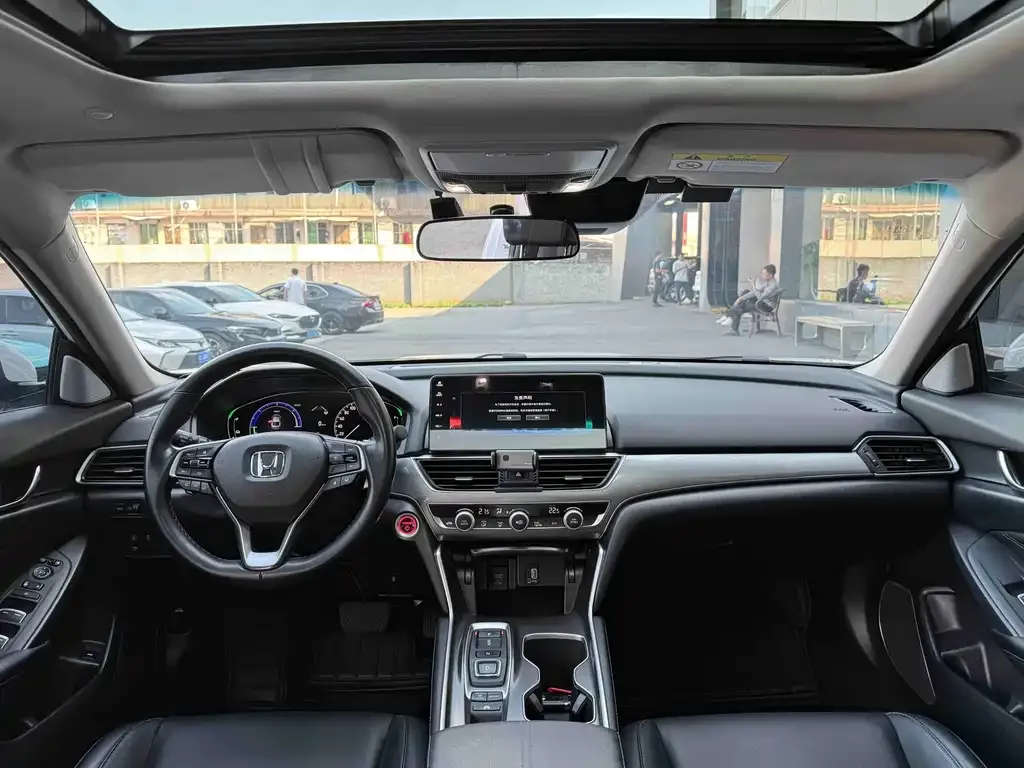 Honda Accord — фото 2
