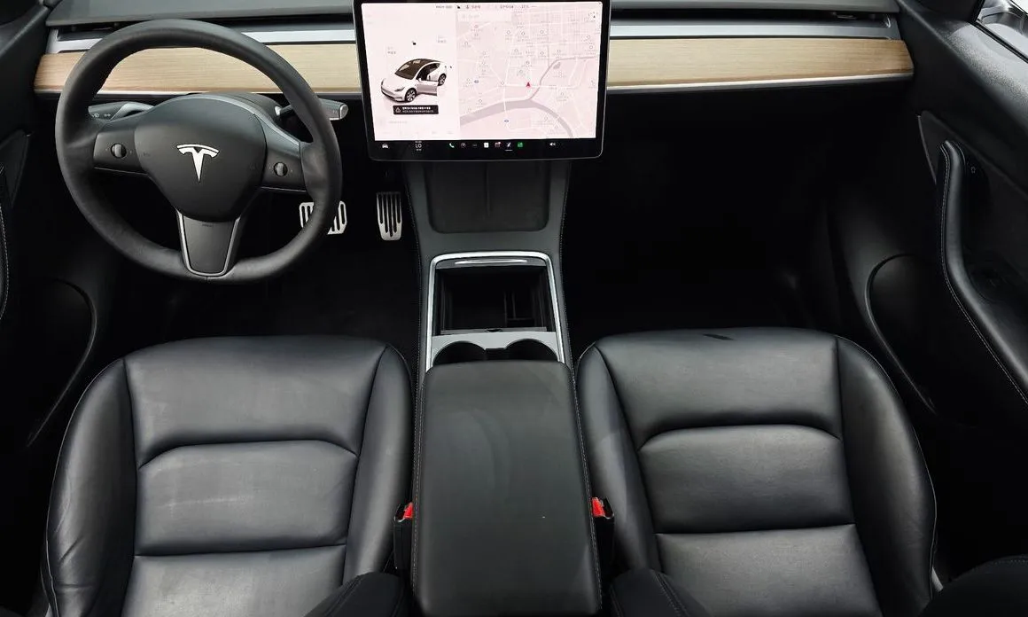 Tesla Model Y — фото 4