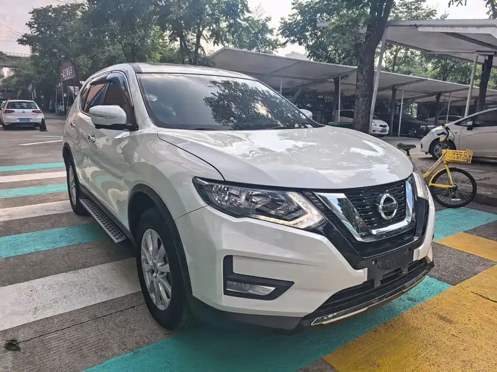 Nissan X-Trail — фото 6