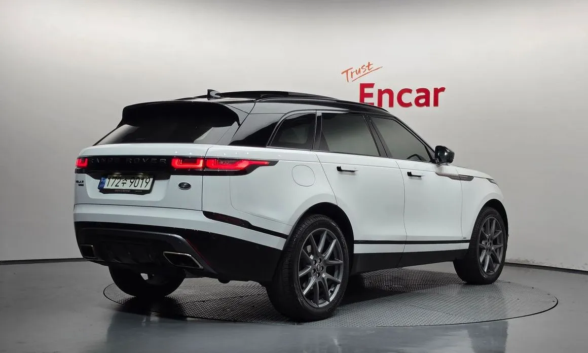 Land Rover Range Rover Velar — фото 4