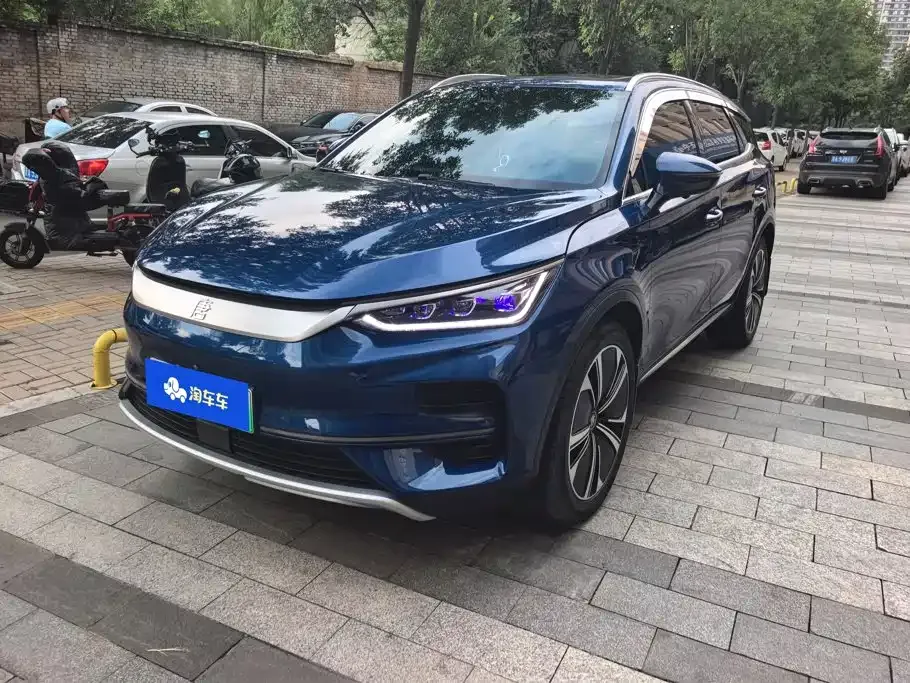 BYD Tang New Energy — фото 1