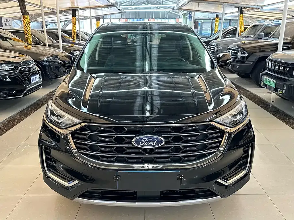 Ford Edge — фото 6