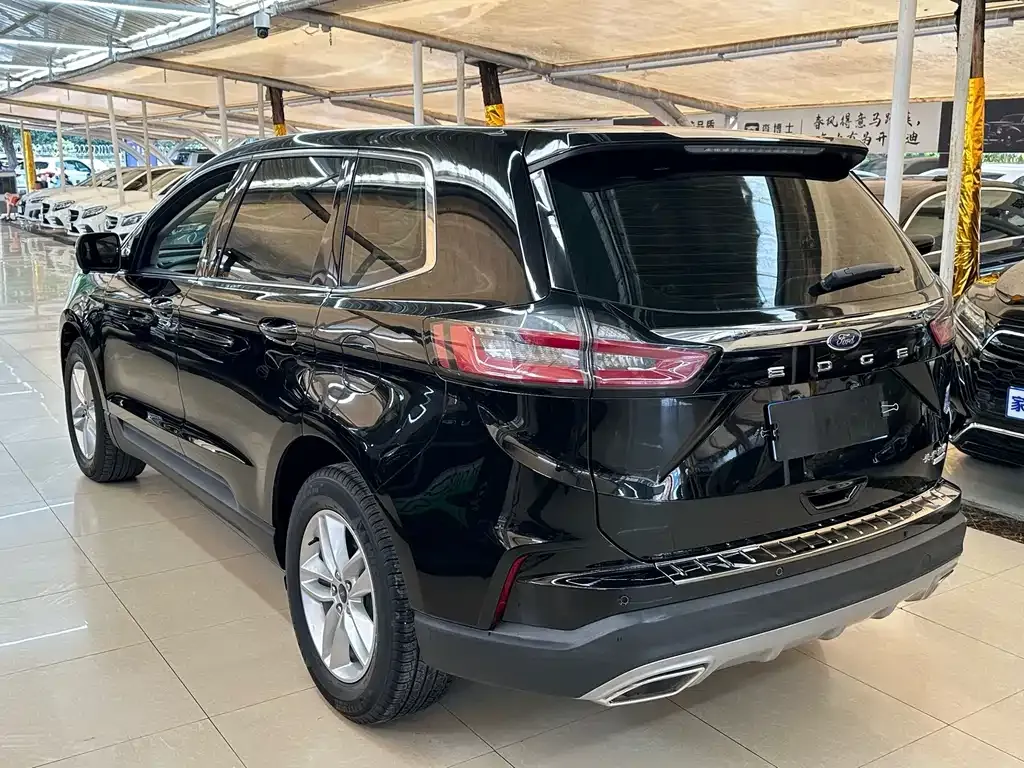 Ford Edge — фото 2