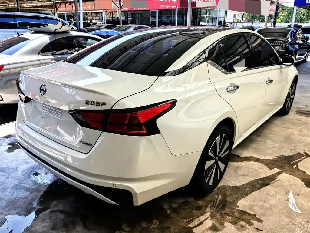 Nissan Teana — фото 9