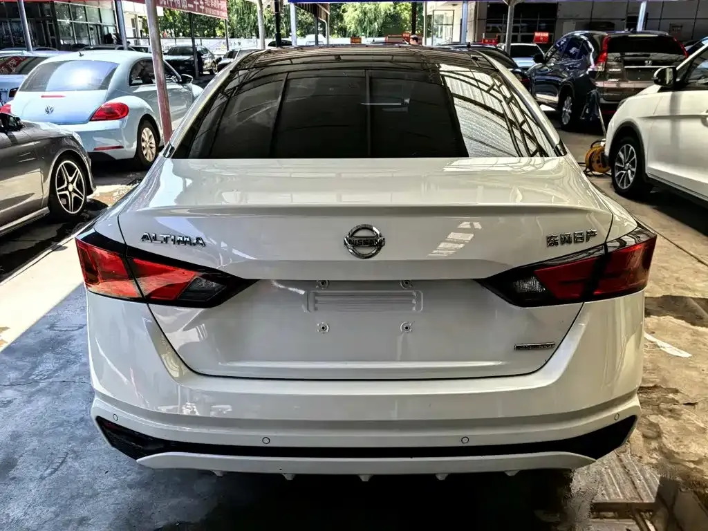 Nissan Teana — фото 3