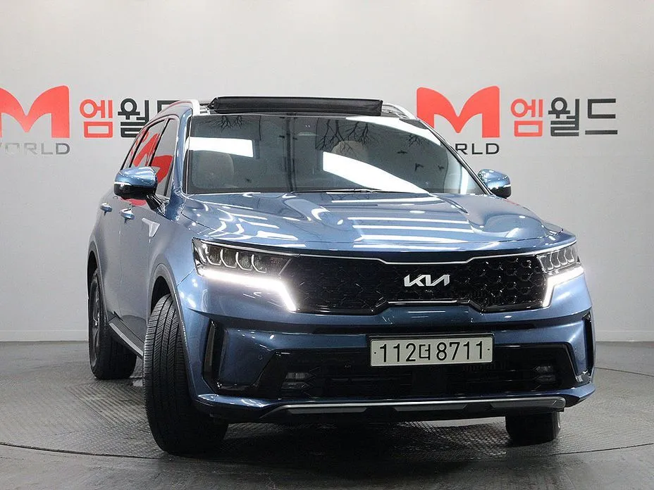 Kia Sorento — фото 8
