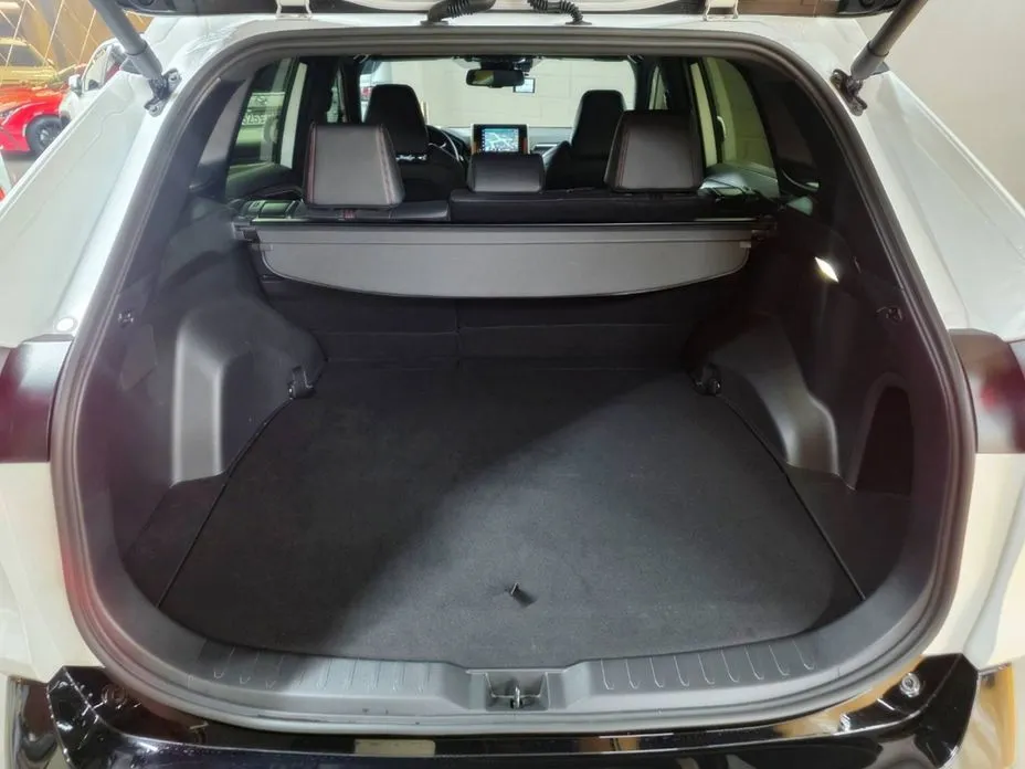 Toyota RAV4 — фото 2