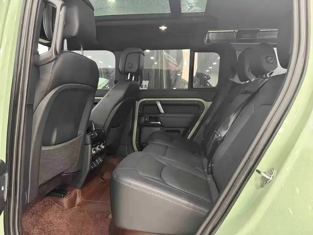 Land Rover Defender — фото 3