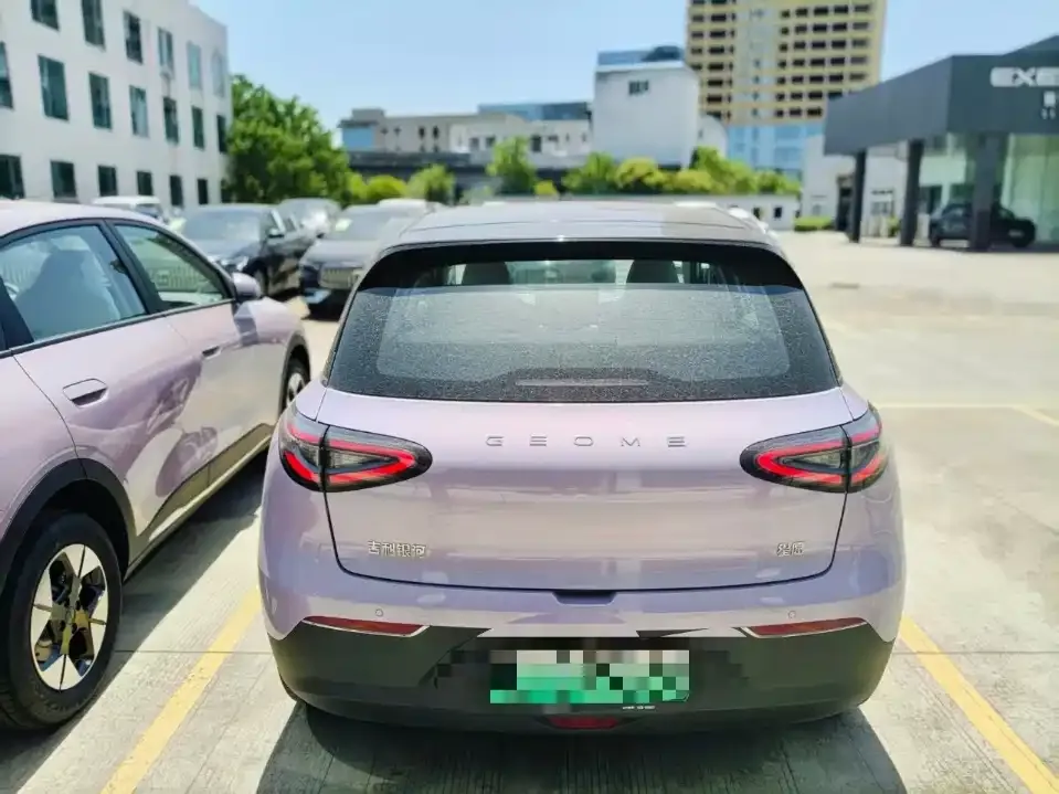 Geely Starburst — фото 8