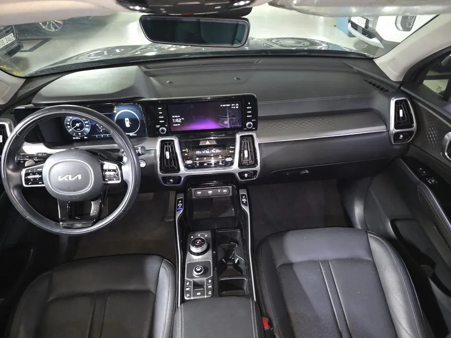 Kia Sorento — фото 4