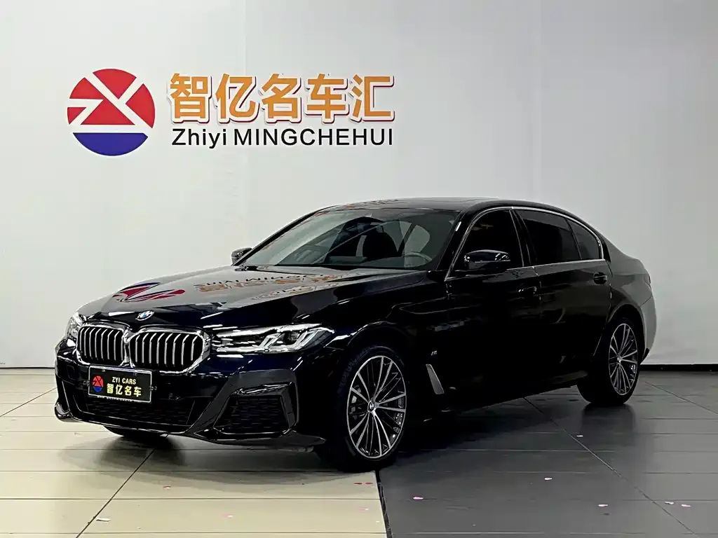 BMW 5 Series — фото 1