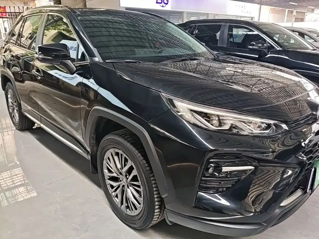 Toyota Wildlander — фото 10