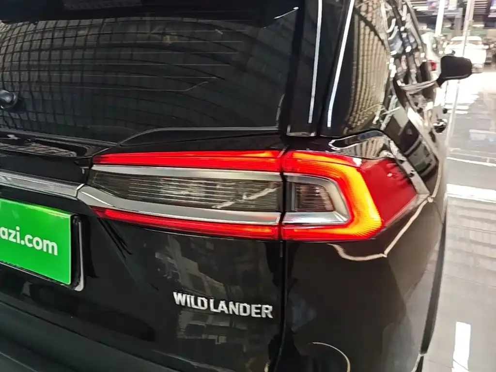 Toyota Wildlander — фото 3