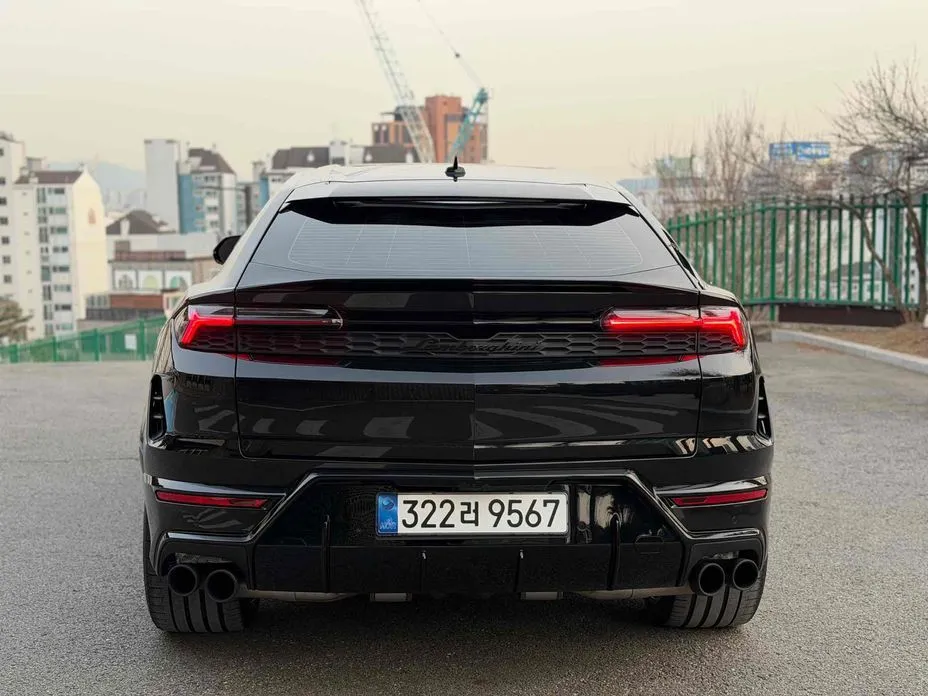 Lamborghini Urus — фото 10