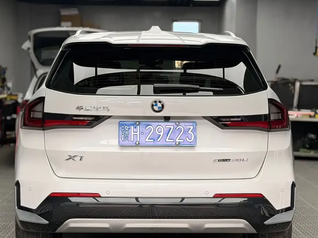 BMW X1 — фото 2
