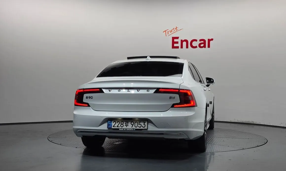 Volvo S90 — фото 2