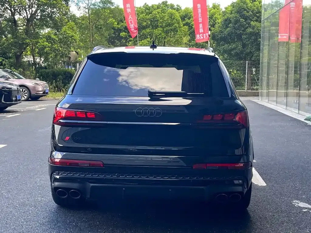 Audi SQ7 — фото 3