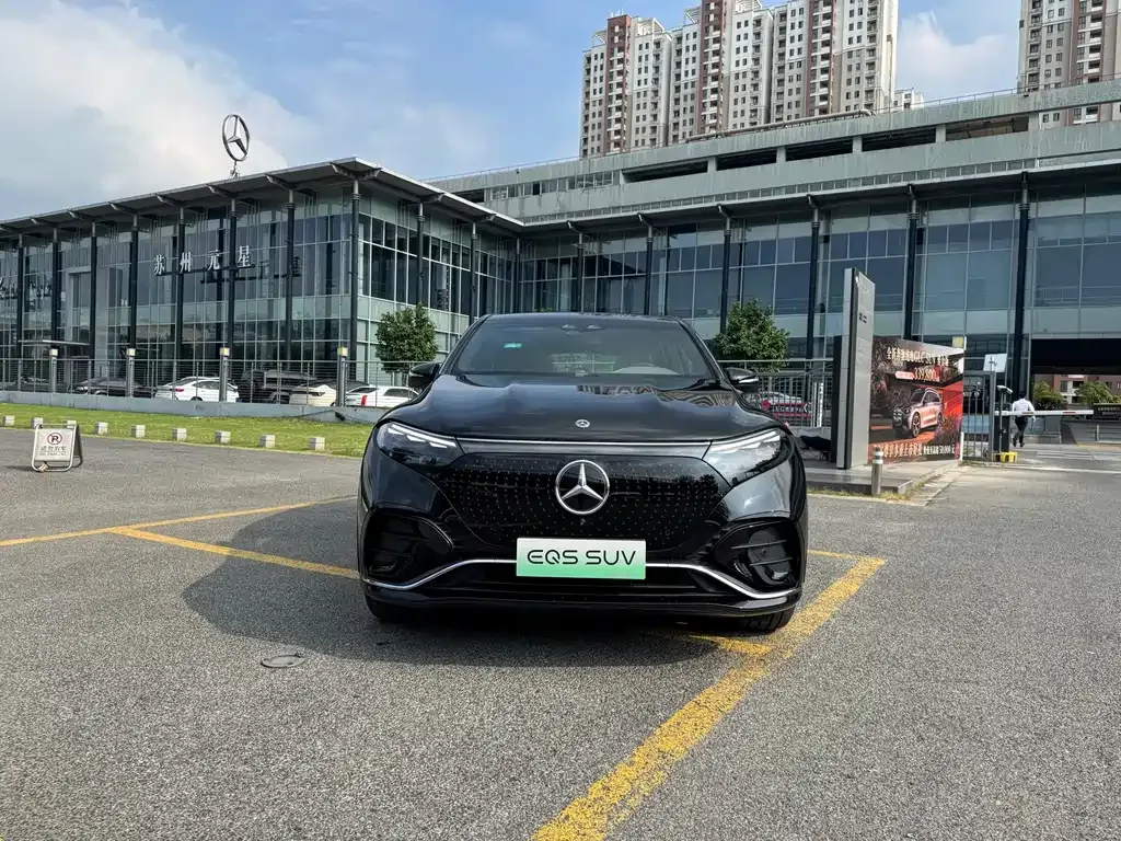 Mercedes-Benz EQS SUV — фото 9