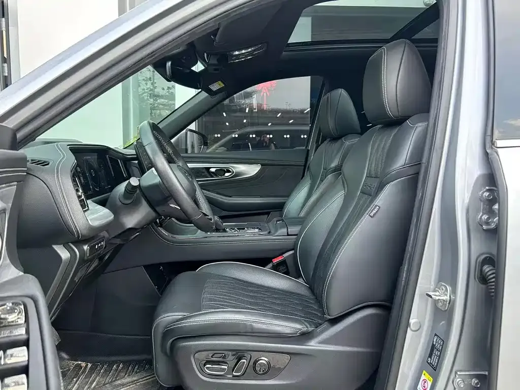 GAC Motor Trumpchi GS8 — фото 9
