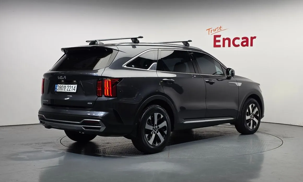 Kia Sorento — фото 5