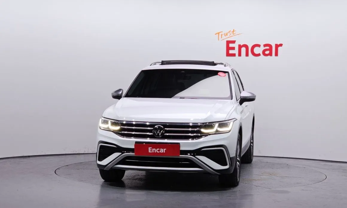 Volkswagen Tiguan — фото 2