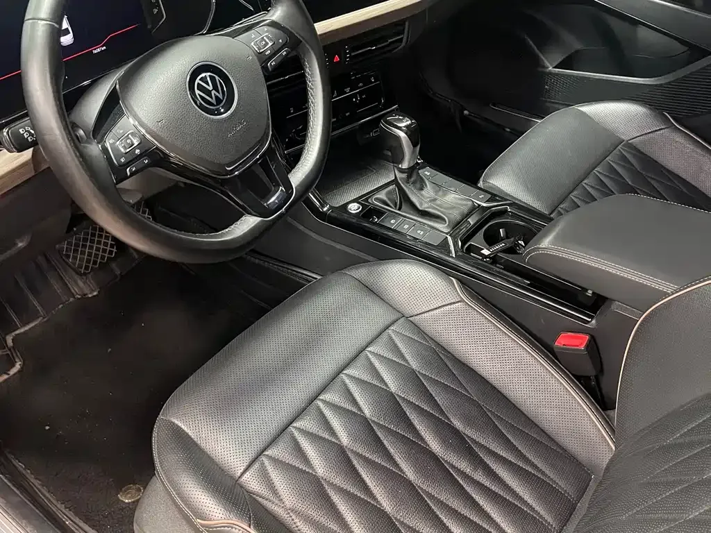 Volkswagen Passat — фото 7