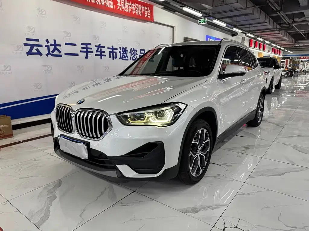 BMW X1 — фото 3
