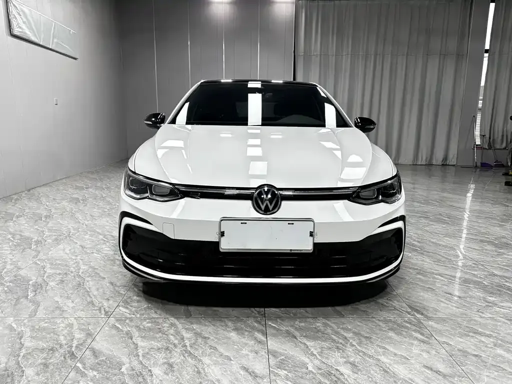 Volkswagen Golf — фото 6