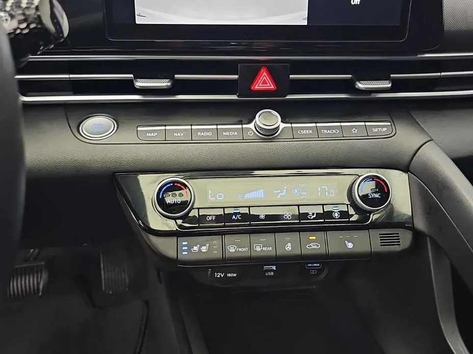 Hyundai AVANTE — фото 3