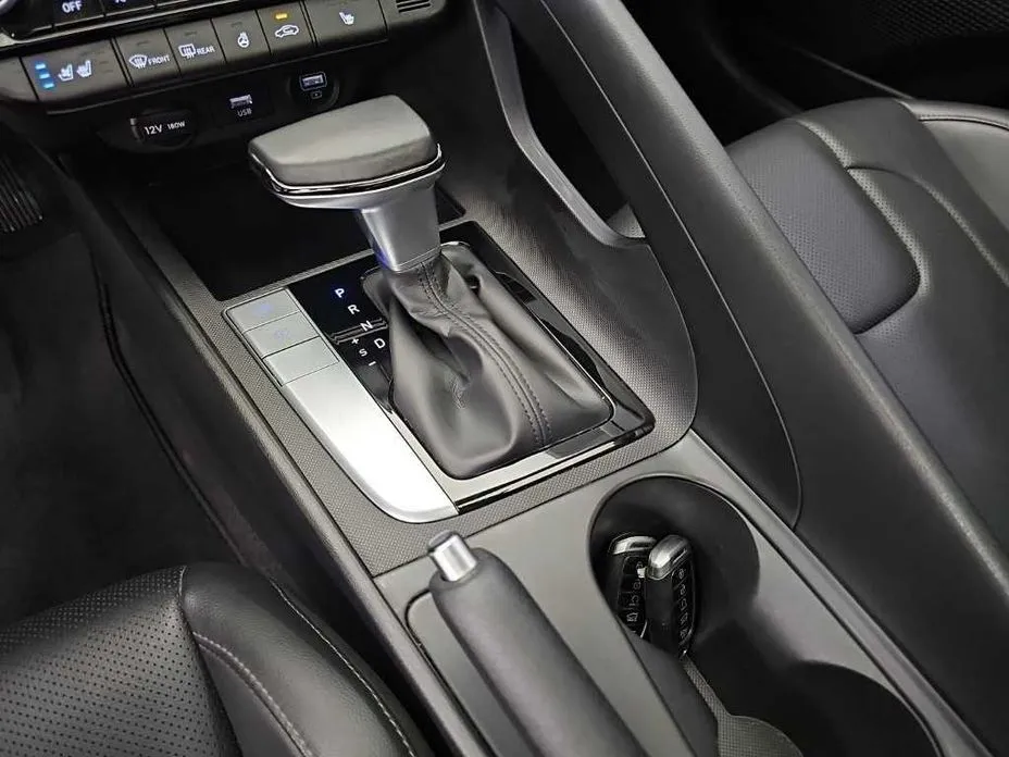 Hyundai AVANTE — фото 2